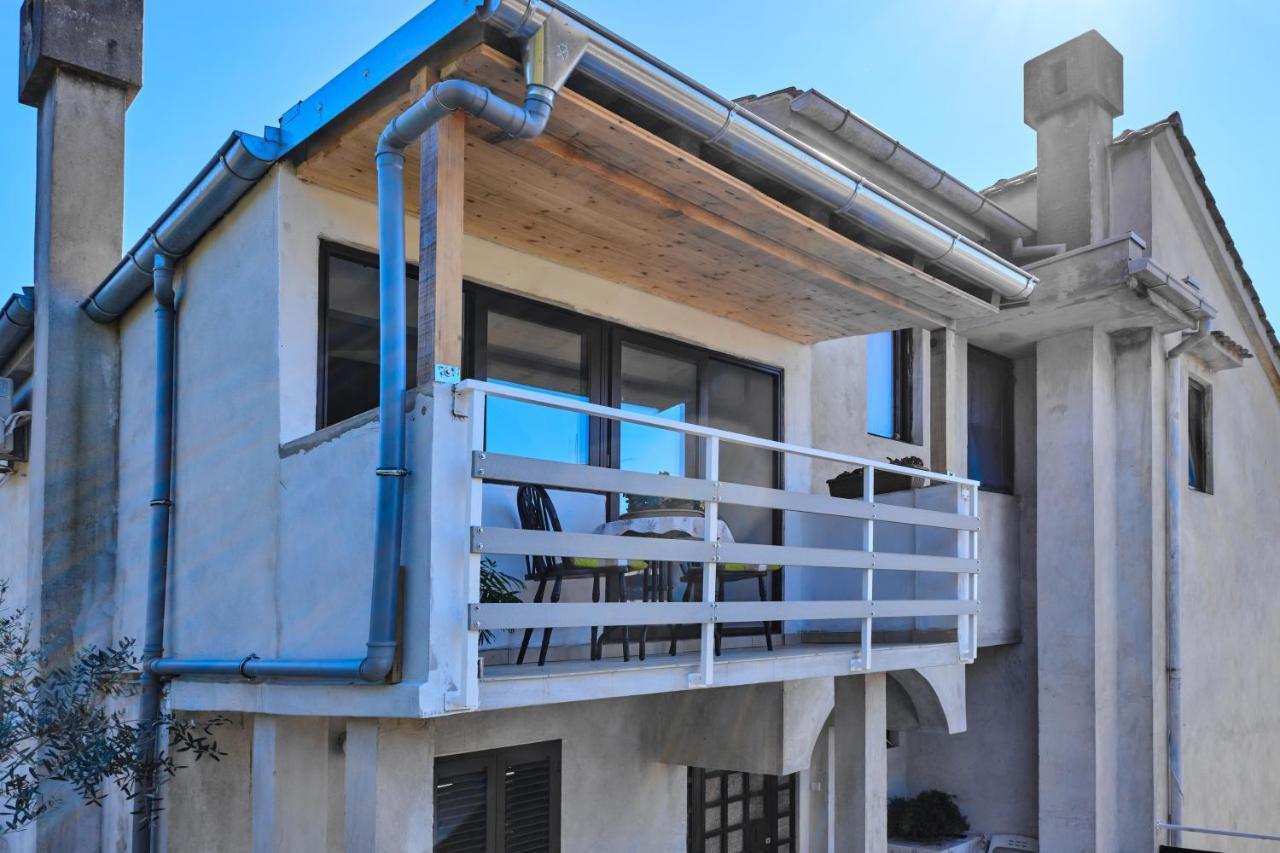 Apartments Mirella Mali Lošinj Exteriér fotografie